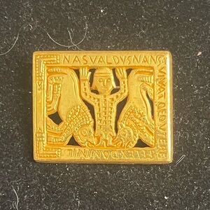 Arthus Bertrand Paris Vntg Signed Gaelic Man Lions Scottish Design Brooch. P